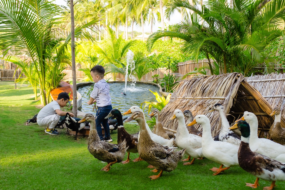 Off the beaten path to the wonderful sunny coast